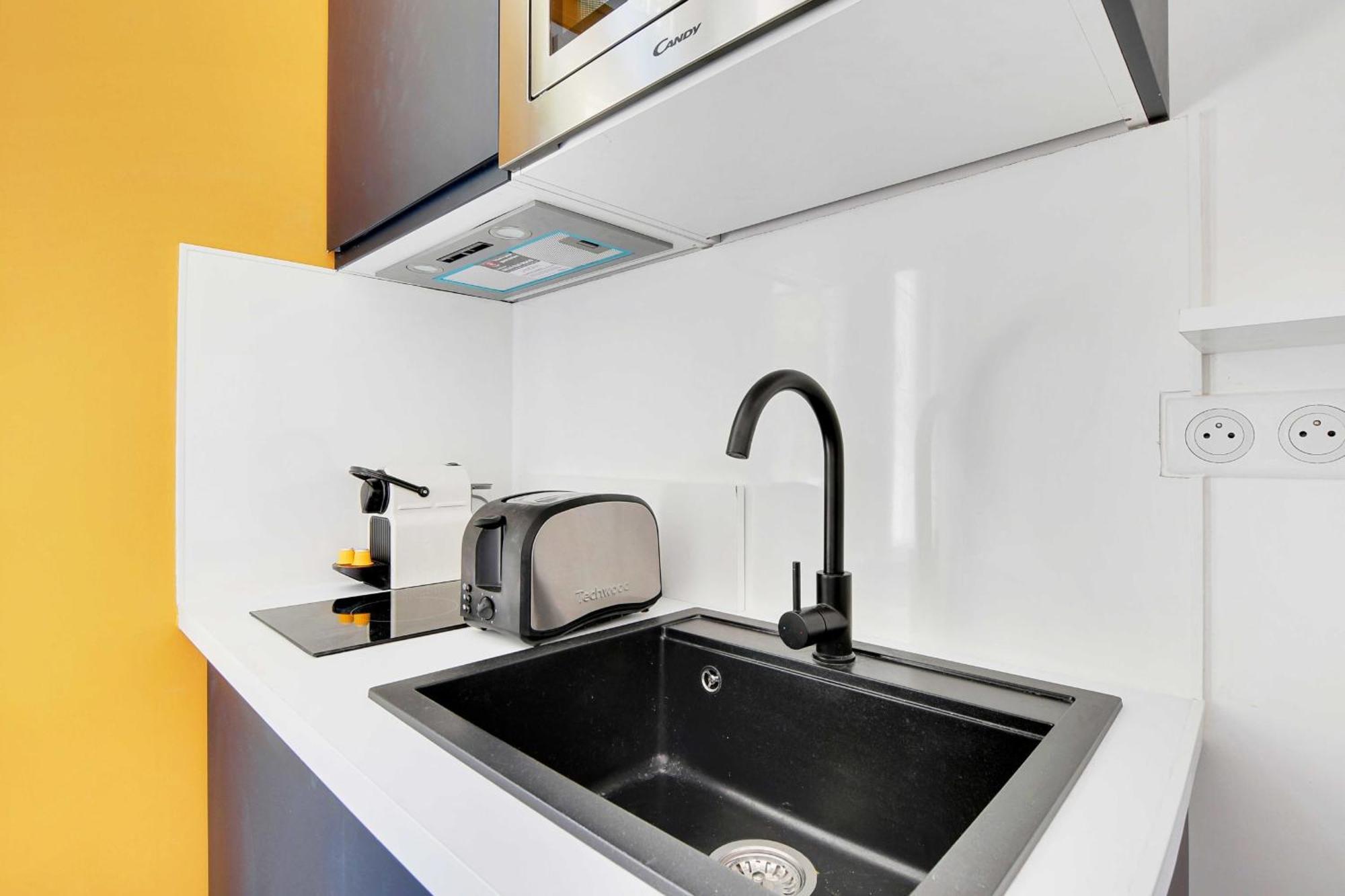 Residence Des Poissonniers Париж Екстериор снимка